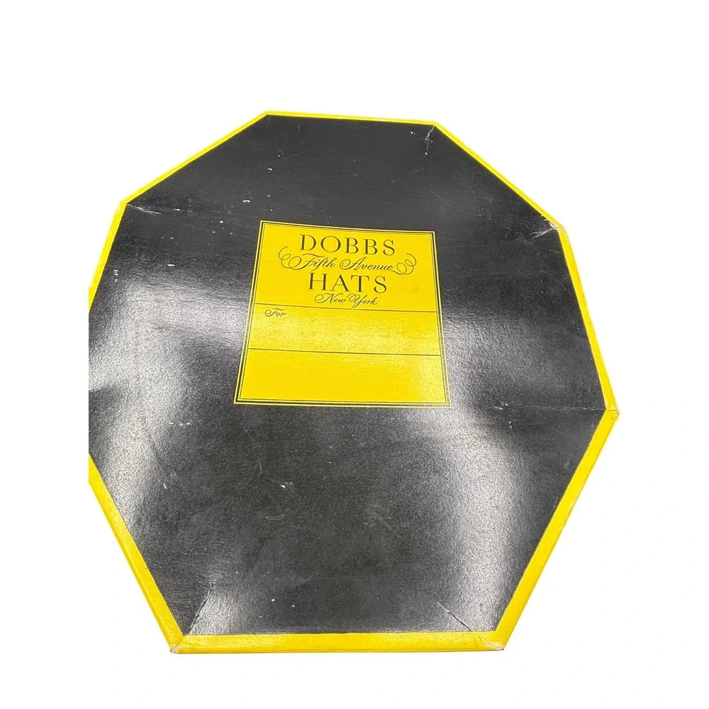 Vintage Dobbs Fifth Avenue New York Octagonal Hat Box EMPTY Storage Case